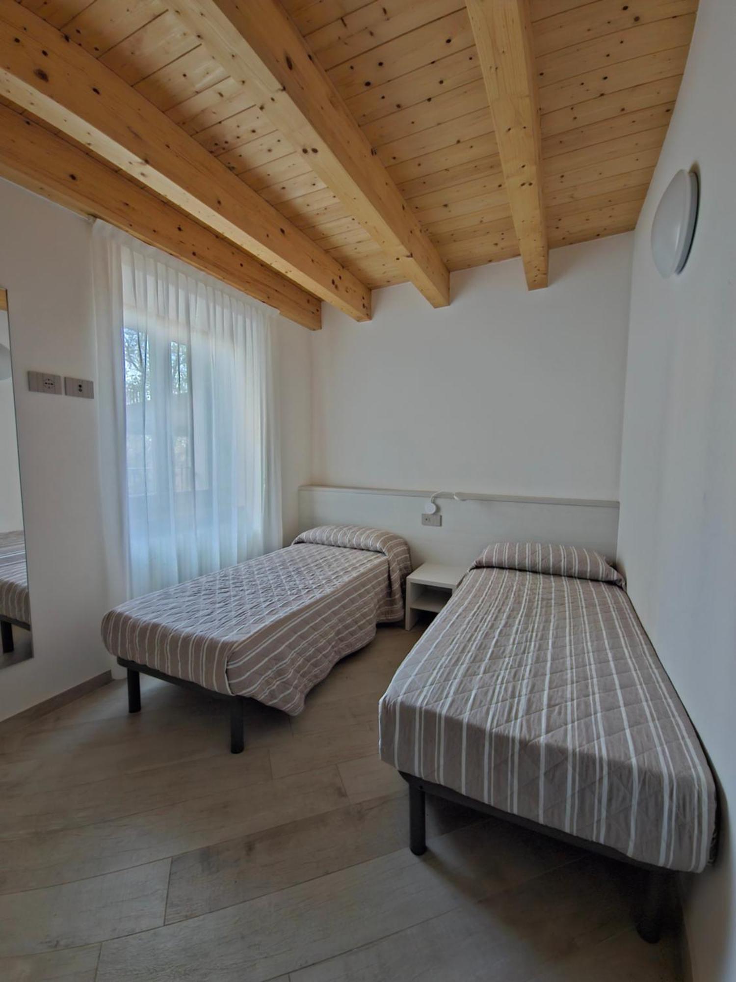 Casa Antico Borgo - Appartamento 1 อัสเซนซา ดิ เบรนโซเน ภายนอก รูปภาพ
